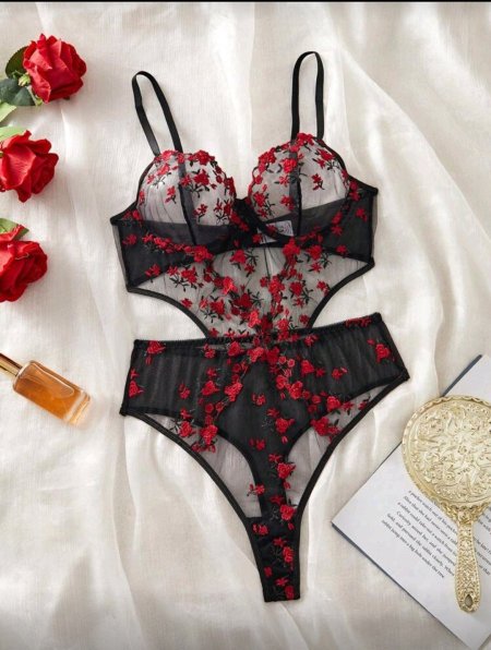 مجموعة ملابس داخلية نسائية جديدة للربيع/الصيف, بدلة جريئة من التل المطرز بزهور مع فتحات في الخصر, جمبسوت محمولة بحزام قابل للتعديل, حمالة صدر مبطنة, ملابس نوم حميمية للأزواج في عيد الحب <br> <span class='text-color-warm'>سيتوفر قريباً</span>