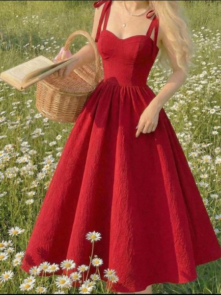 SHEIN MOD فستان متوسط الطول بياقة فراشة حمراء وتجاعيد على الصدر