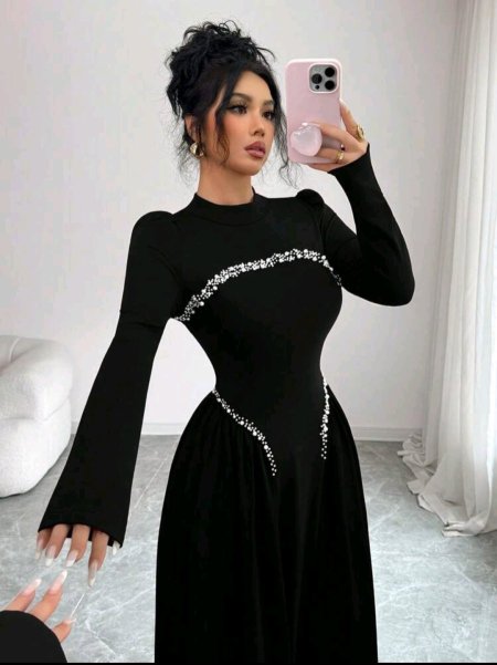 Modelyn فستان أنيق طويل أحمر مزين بالخرز للنساء، شتاء
