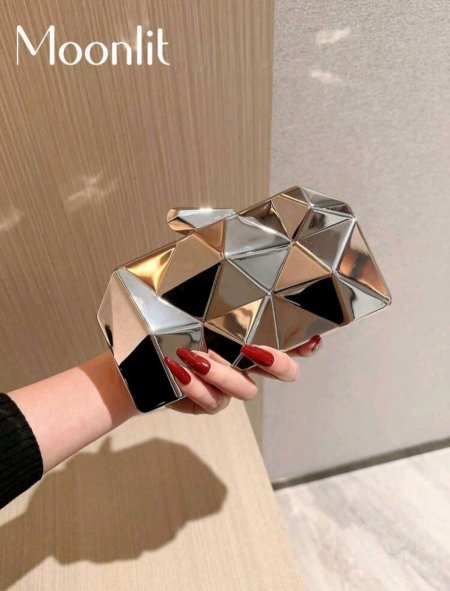 حقيبة سلة صغيرة ذات تصميم سحاب، خفيفة الوزن، كاجوال للعمل، مزينة بالراين ستون، حقيبة مسائية مع تصميم اللؤلؤ الاصطناعي ،أنيقة وفاخرة ومناسبة لحفلات الحزب والفتيات والعرائس ، مثالية للحفلات والعشاء والكريسماس ،تتناسب بشكل ممتاز مع فساتين الحفلات والخريج والحفلات الراقصة