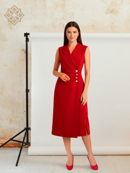 فستان احمر سواريه