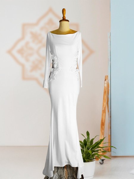 فستان عقد قران ابيض مزين بالدانتيل الفرنسي