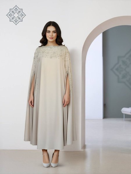 عباءة بينك نيود مع اكتاف و يدين شك مميز